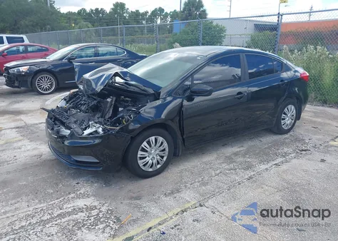 2015 Kia Forte Lx z USA, uszkodzony, nr VIN KNAFK4A66F5323928